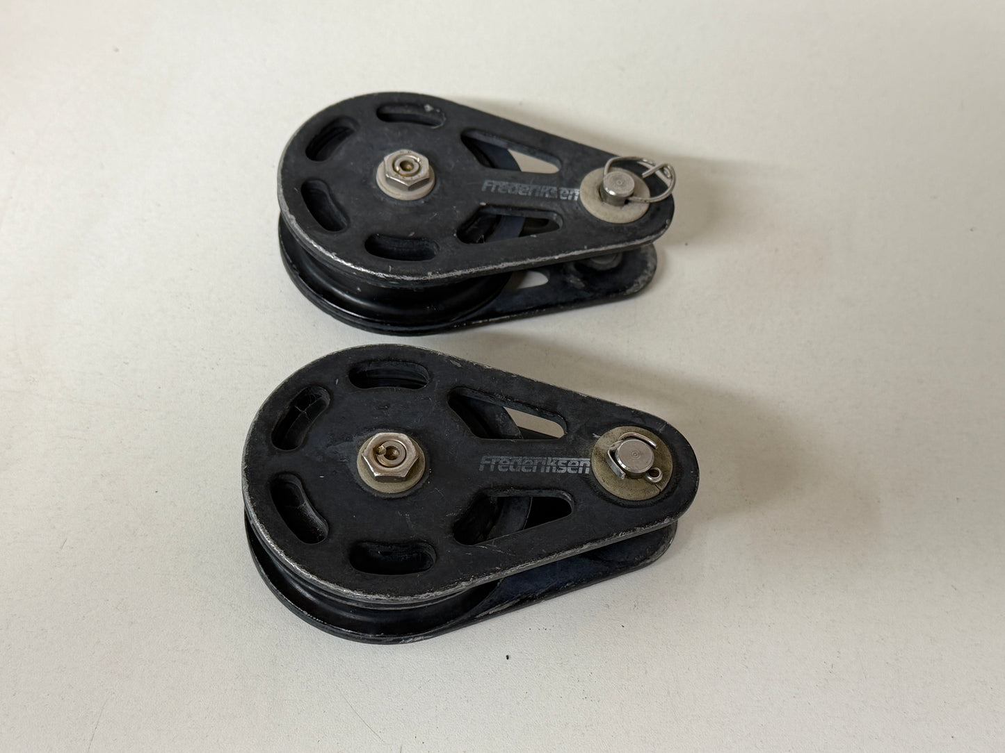 Frederiksen 1 schijfs blok gelagerd 75 mm tot 15 mm lijn