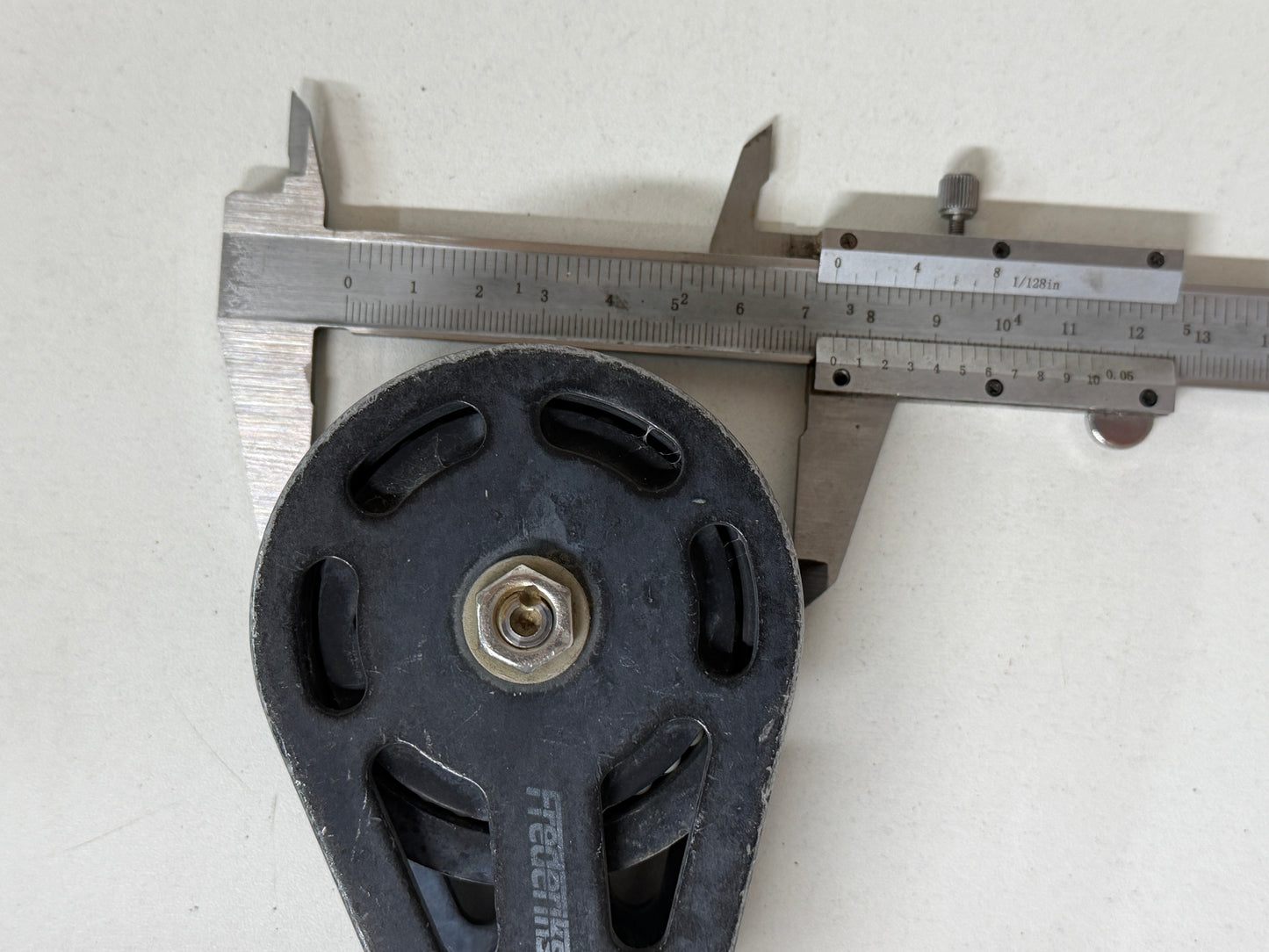 Frederiksen 1 schijfs blok gelagerd 75 mm tot 15 mm lijn