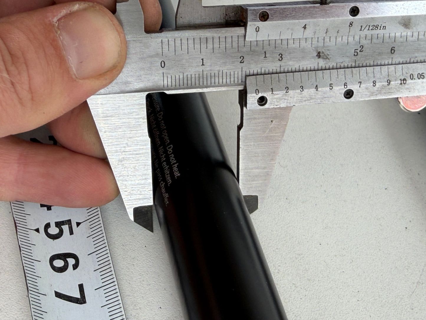 Nieuwe Lesjöfors gasveer 4560 400N