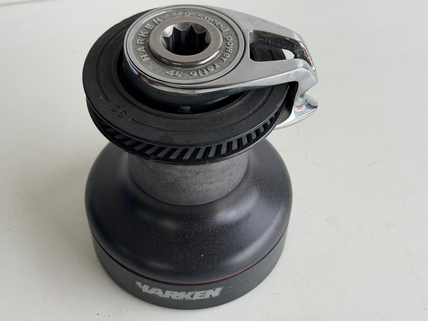 Harken 32 two speed Power Ratio self tailing lier