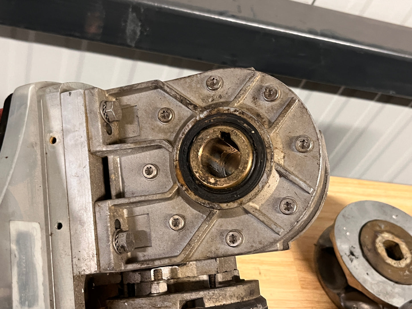 Quick 1000W 12V ankerlier 5/16