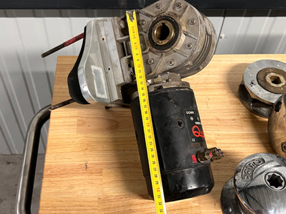 Quick 1000W 12V ankerlier 5/16