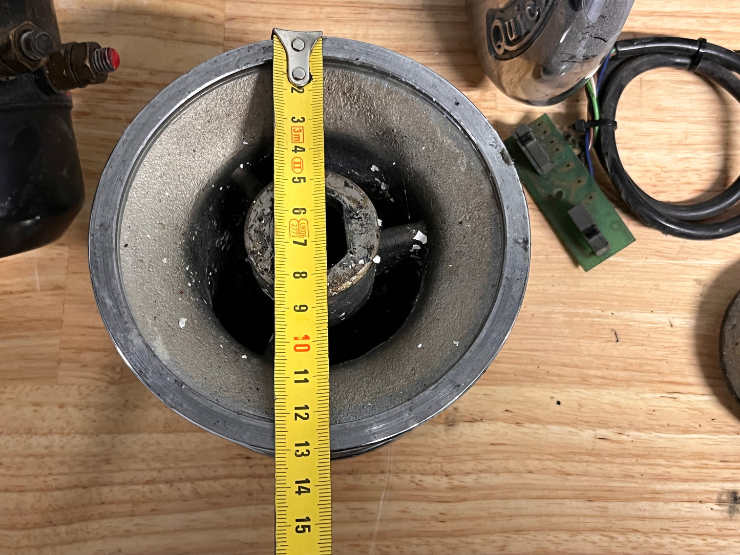 Quick 1000W 12V ankerlier 5/16