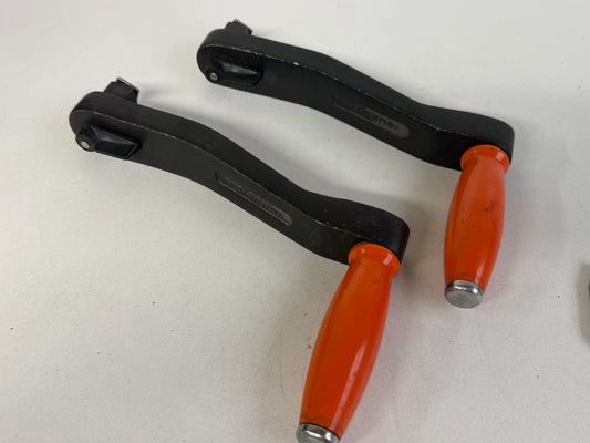 Meissner lierhendel met lock 23 cm