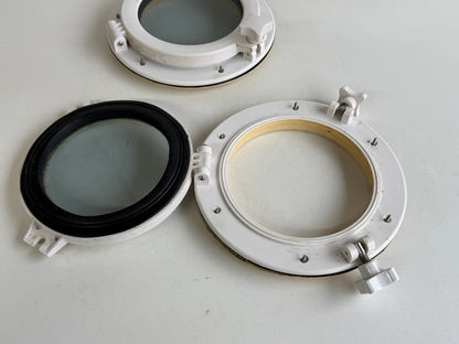 2 x Witte kunststof patrijspoort 21 cm