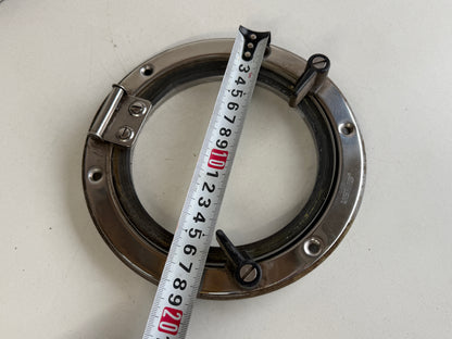 2 x Vetus 185 mm patrijspoort