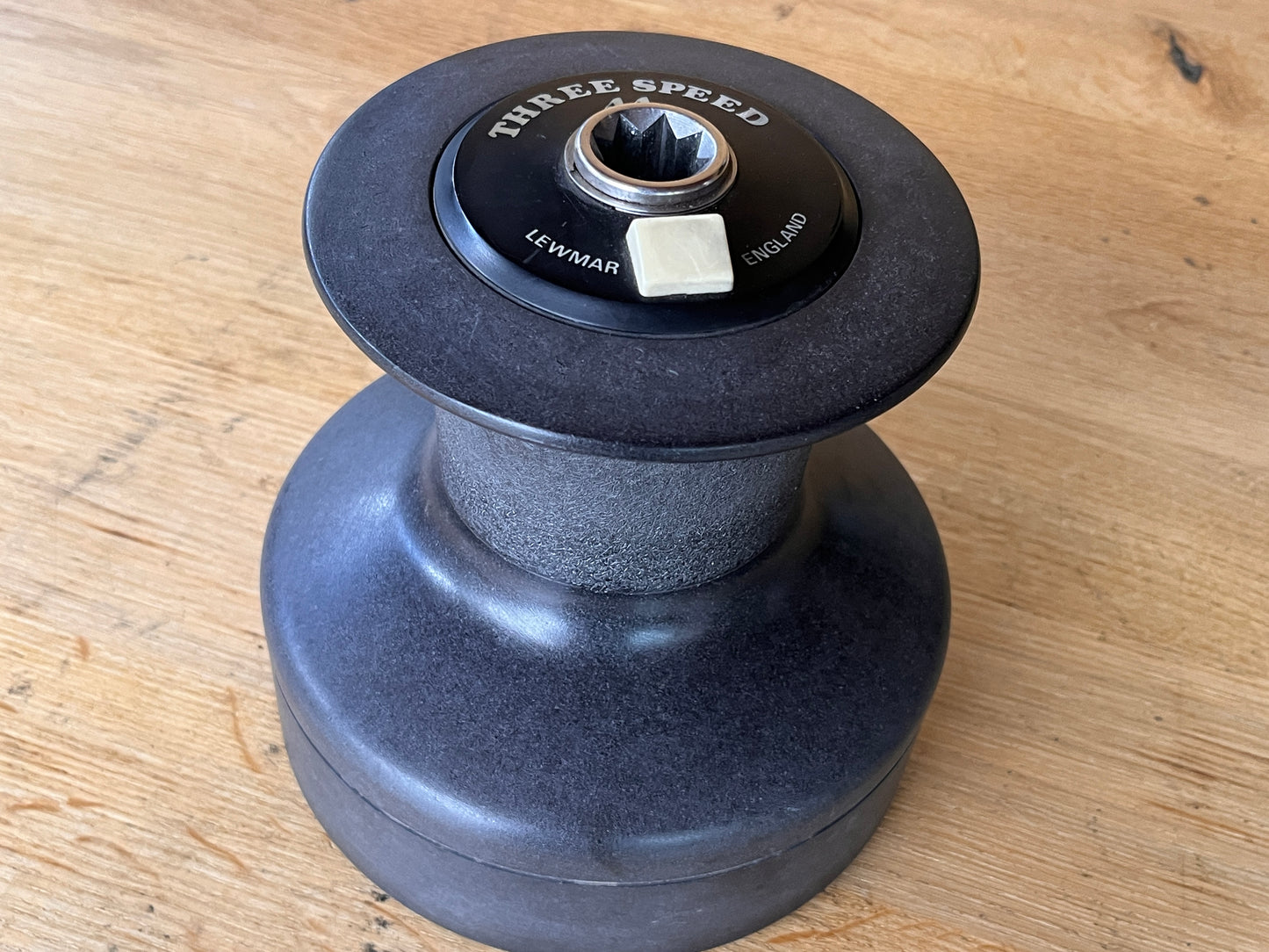 Lewmar Three Speed 44 lier