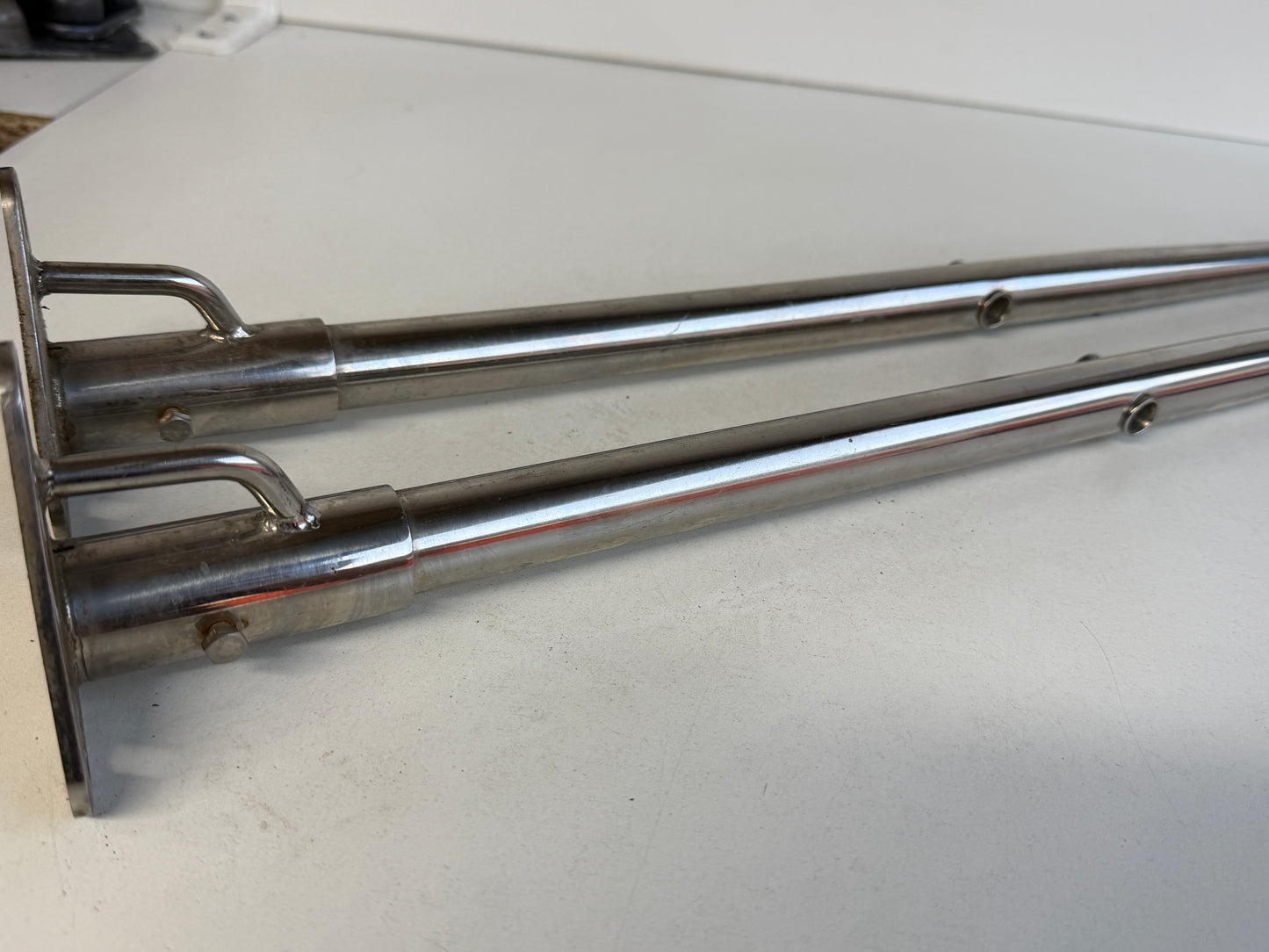 2 x RVS scepter 63 cm met scepterpot