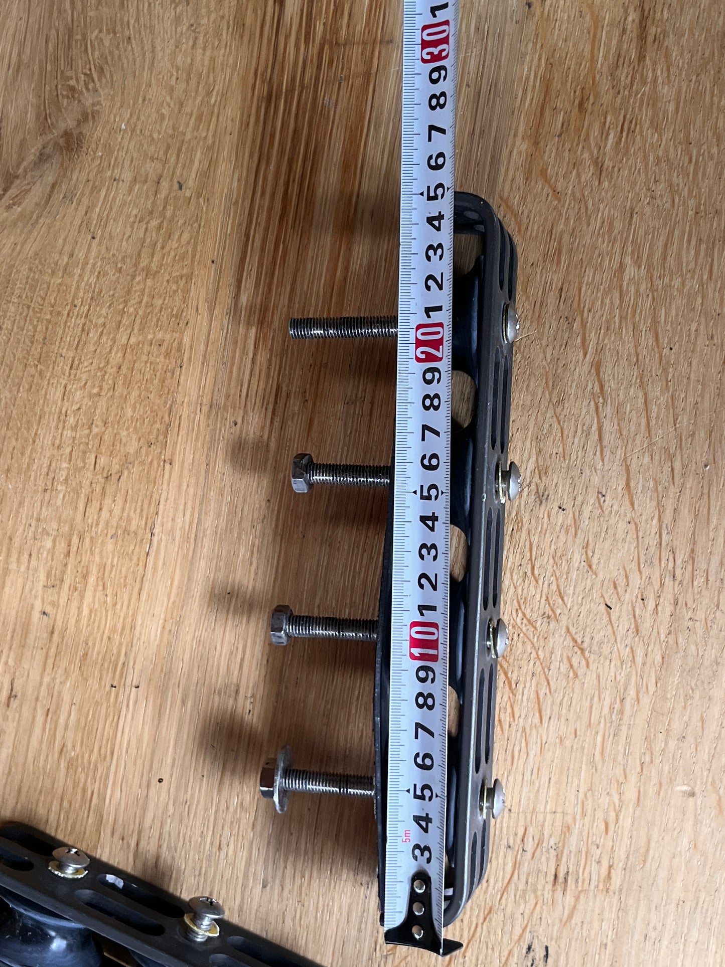 Antal gelagerde valgeleider / deck organiser 50 mm