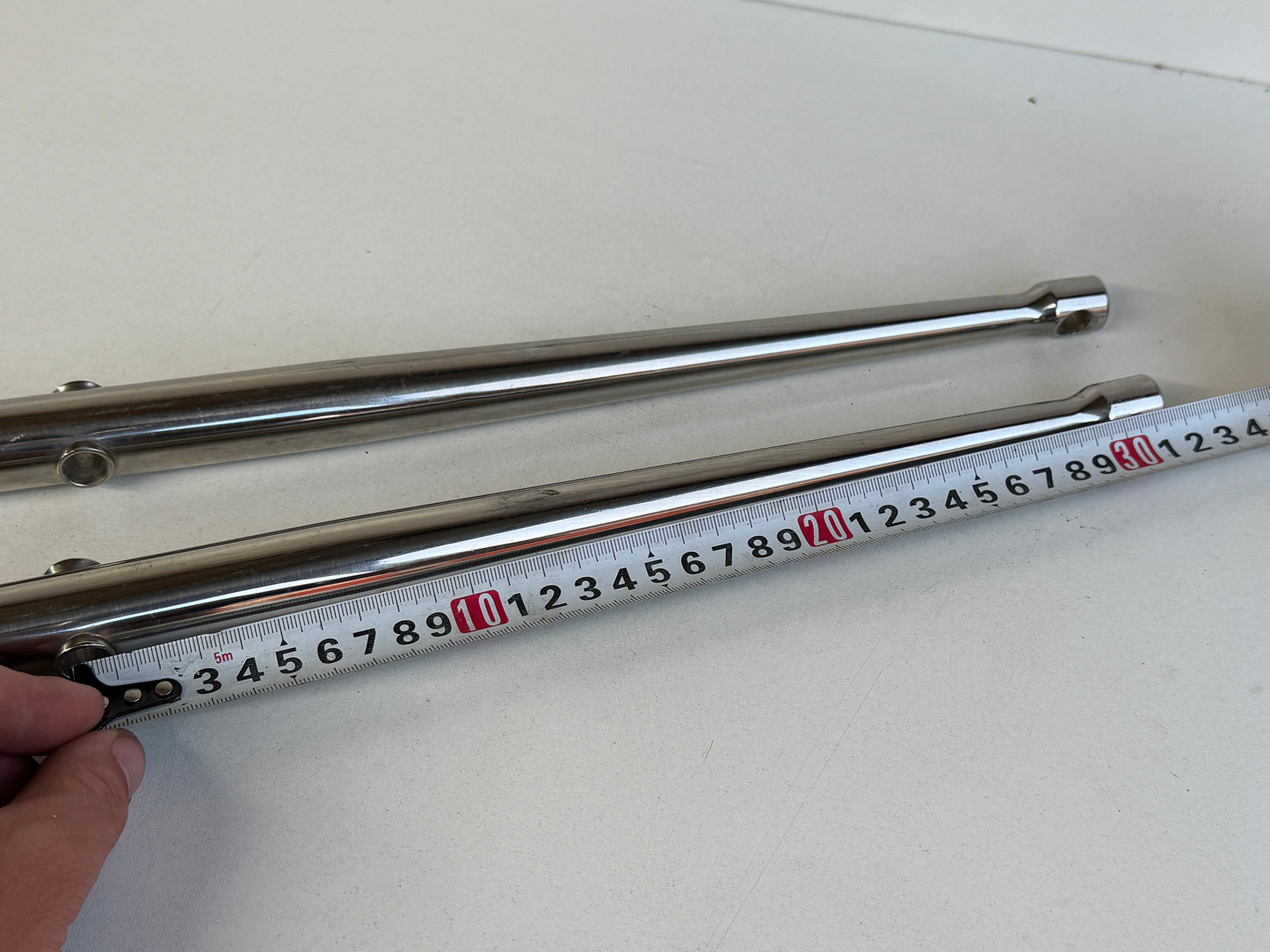 2 x RVS scepter 63 cm met scepterpot