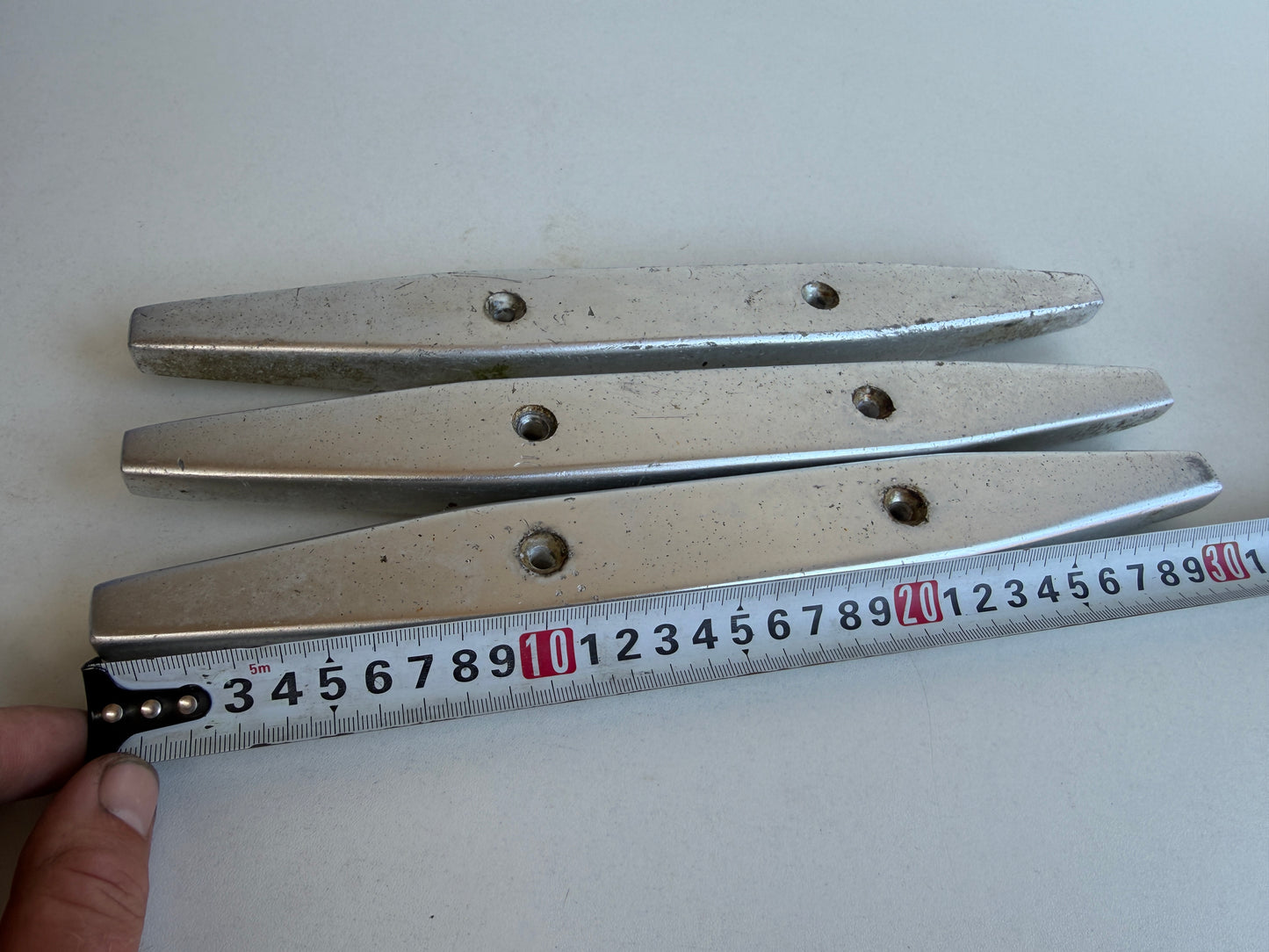 Aluminium kikker 31 cm