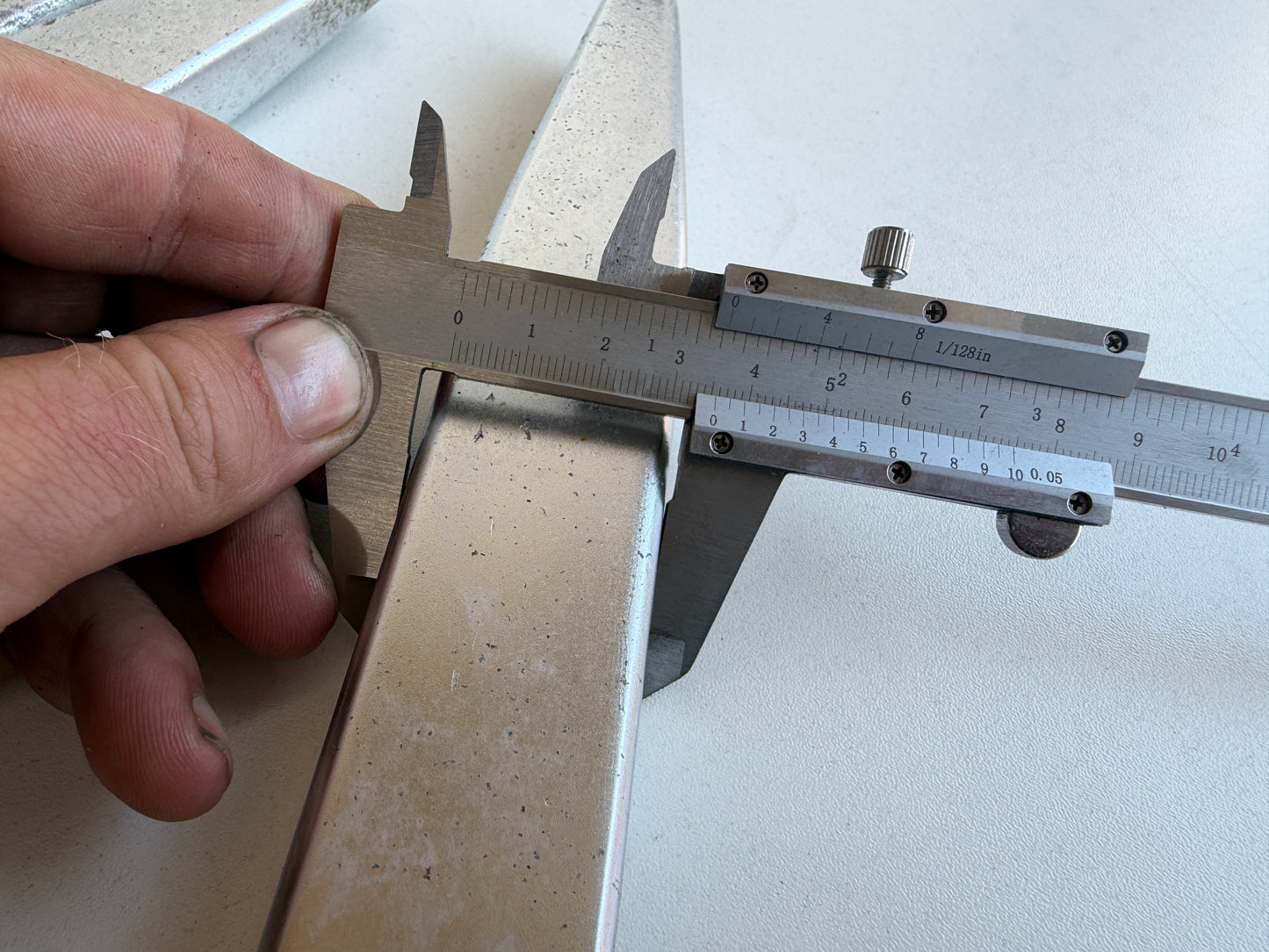 Aluminium kikker 31 cm