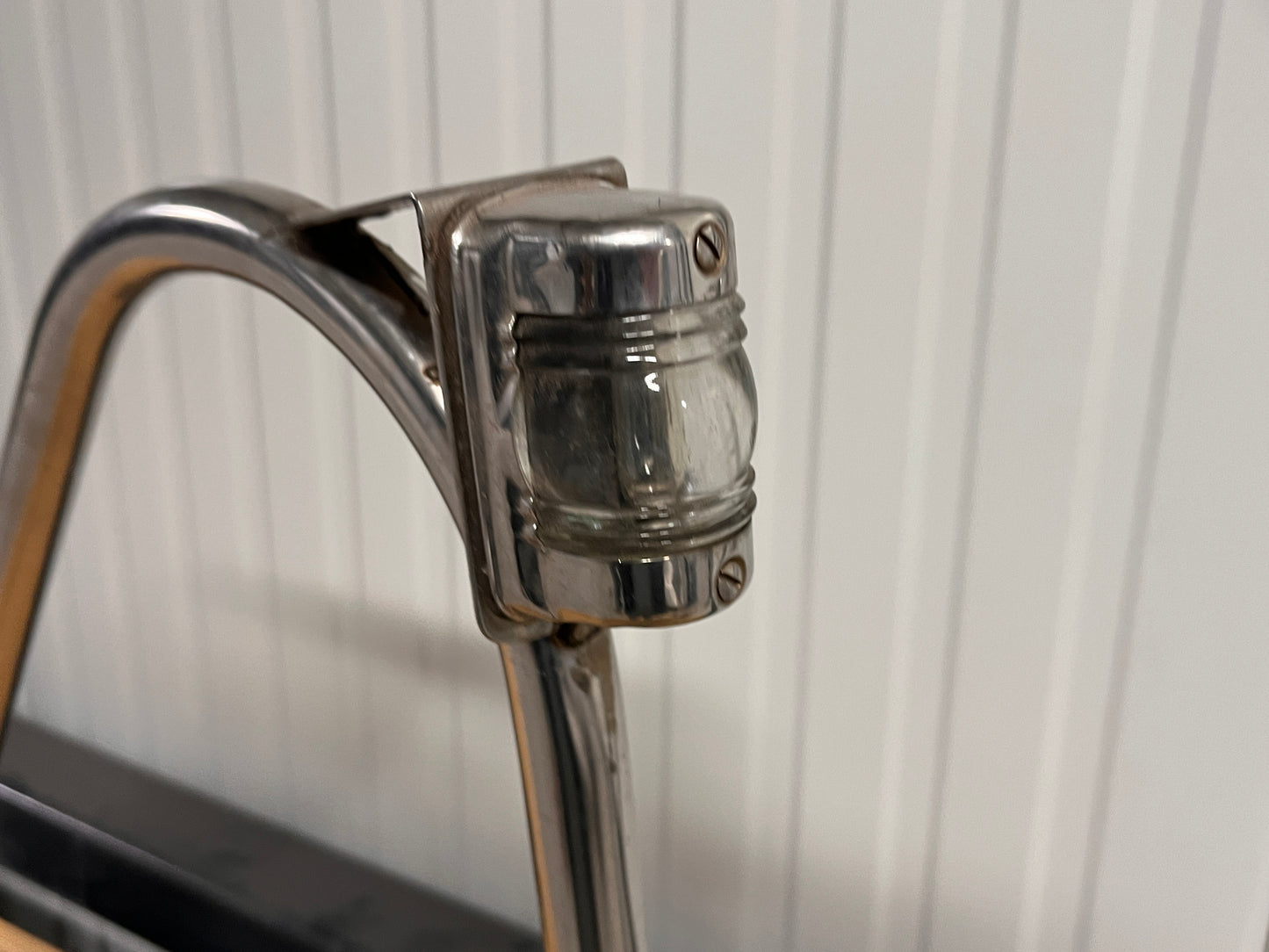 RVS beugel met 3 kleuren licht