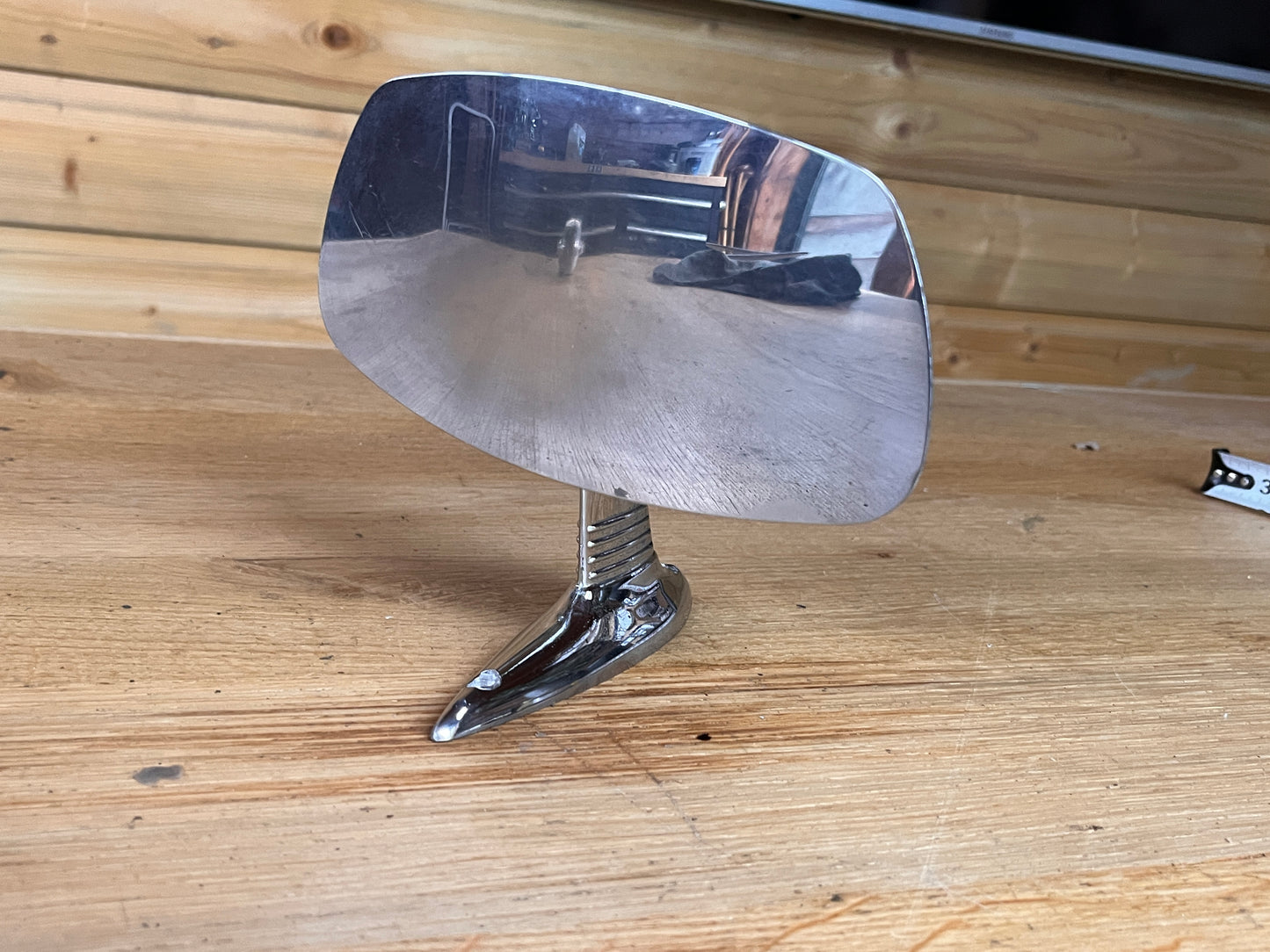 Panorama skispiegel in jaren 70 stijl