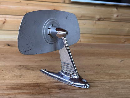 Panorama skispiegel in jaren 70 stijl