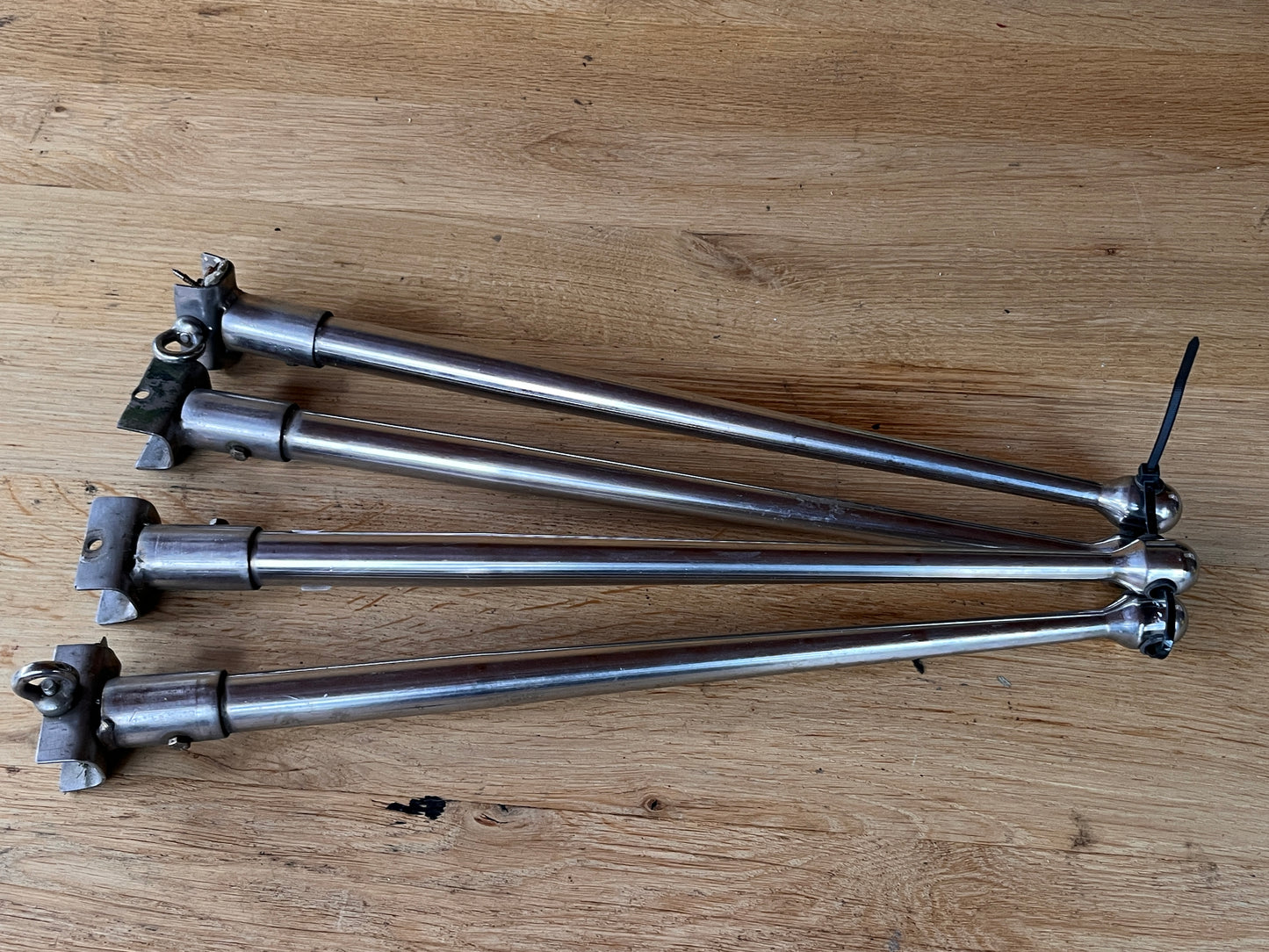 4 scepters 45 cm