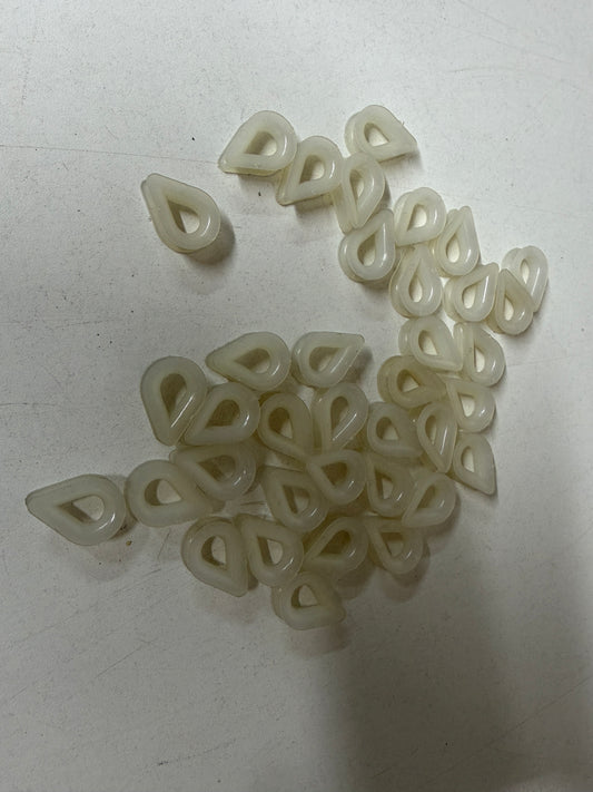 38 x puntkous 5 mm kunststof Nieuw