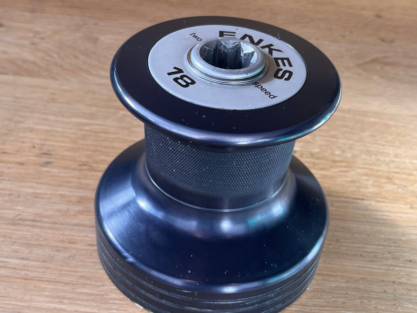 Enkes 18 two speed lier