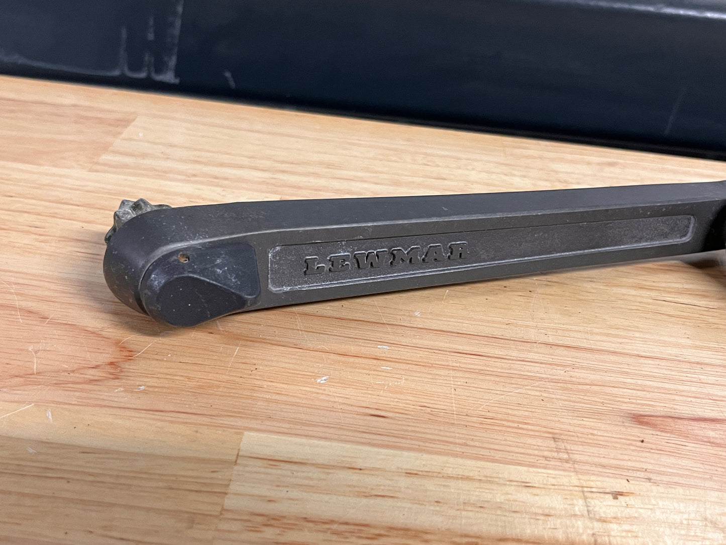 Lewmar lierhendel met lock 23 cm