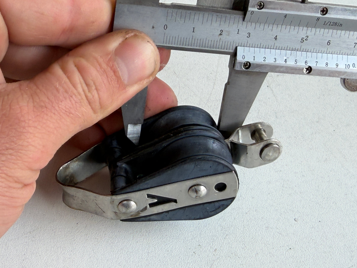 Y 2 schijfs blok 29 mm tot 8 mm lijn, hondsvot, gelagerd