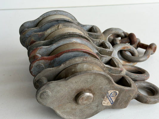 Blueline Blokken KT gegalvaniseerd met nylon schijf 90 mm tot 18 mm