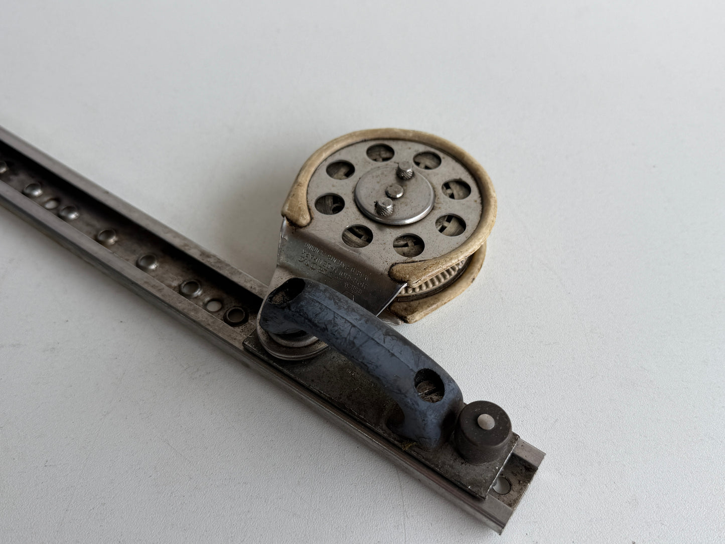 Andersen Elvatron ratelblok 60 mm op rail