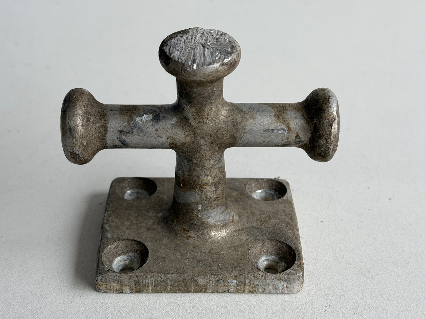 Aluminium kruisbolder 84 x 67 mm