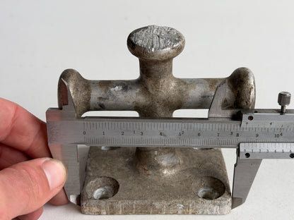 Aluminium kruisbolder 84 x 67 mm