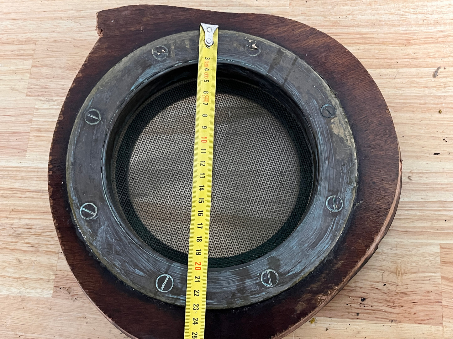 Bronzen patrijspoort 24 cm