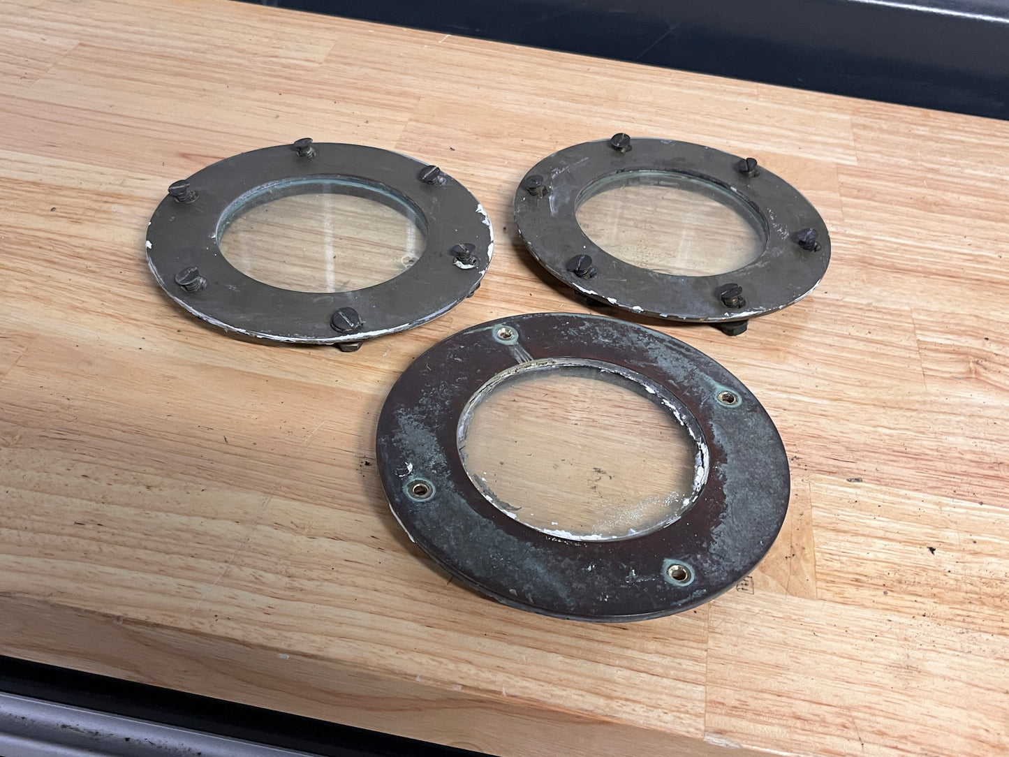 Bronzen patrijspoort / lichtrand 160 mm