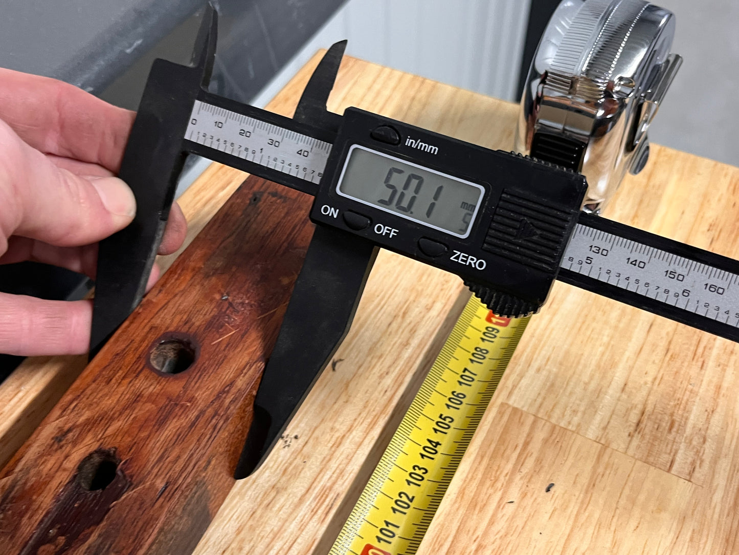Houten helmstok 111 cm