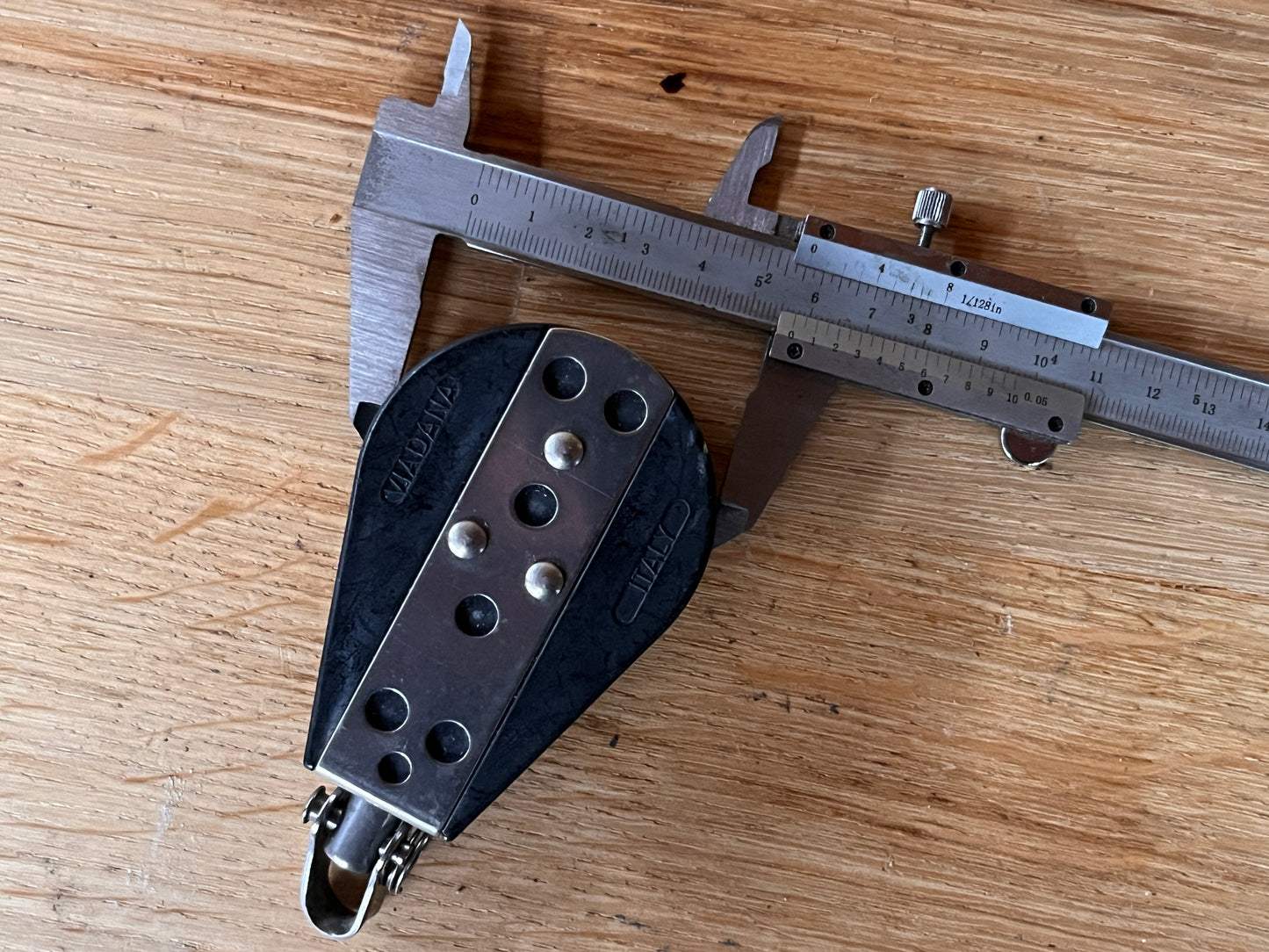 Viadana 1 schijfs blok 57 mm 12 mm gelagerd