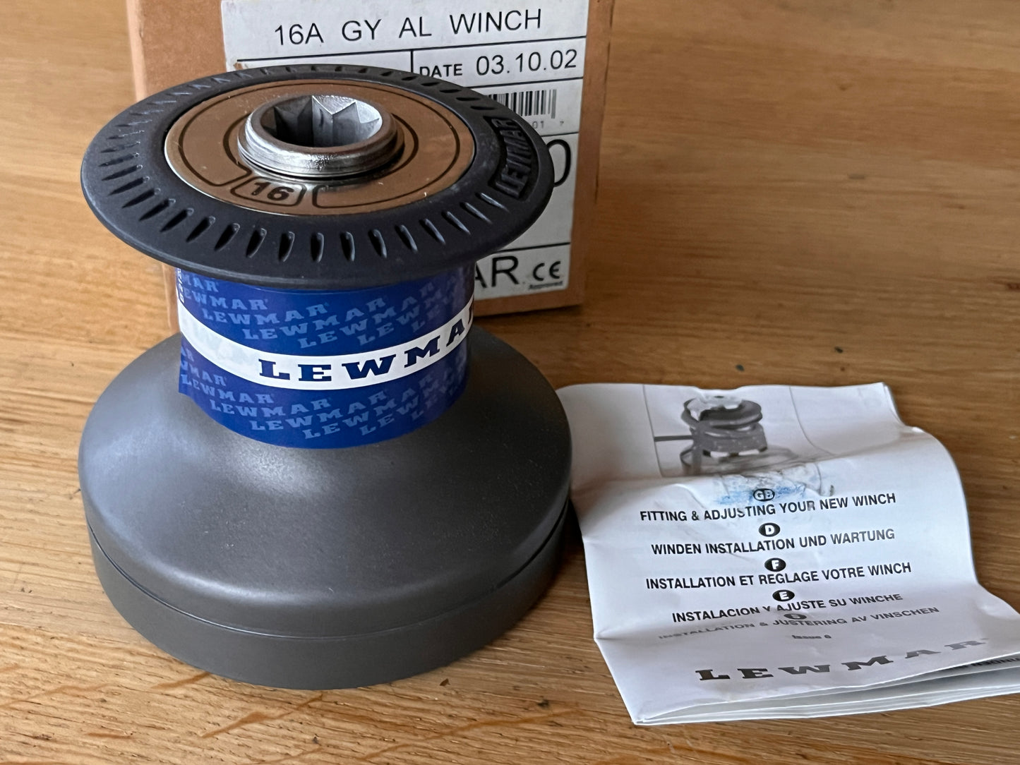 Nieuwe Lewmar 16 two speed lier